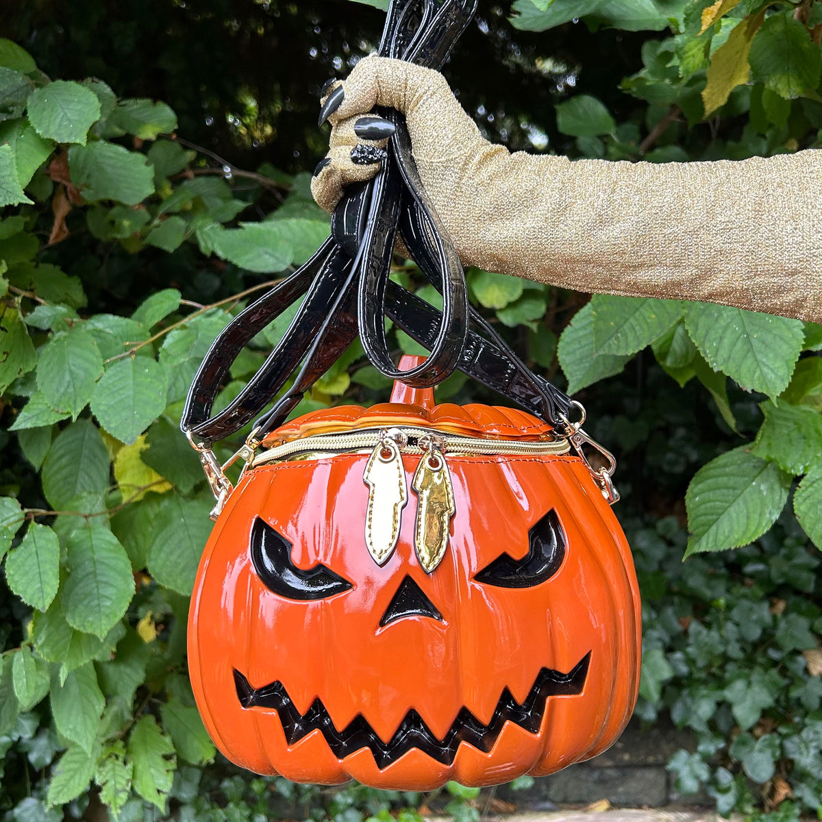 WRINKLE PUMPKIN HANDLE BAG (3色) [韓国29CM限定アイテム] Pumpkin Jack O'Lantern Crossbody Handbag – Witches by Helena