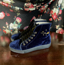 Load image into Gallery viewer, Midnight Flight Blue Velvet Ankle Boots