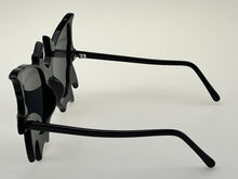 Load image into Gallery viewer, Bat Wing Rhinestone Sunglasses
