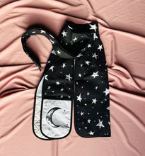 Load image into Gallery viewer, Kitchen Witch Star &amp; Moon Apron