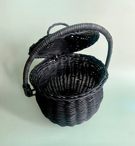 Cauldron Wicker Basket - PREORDER